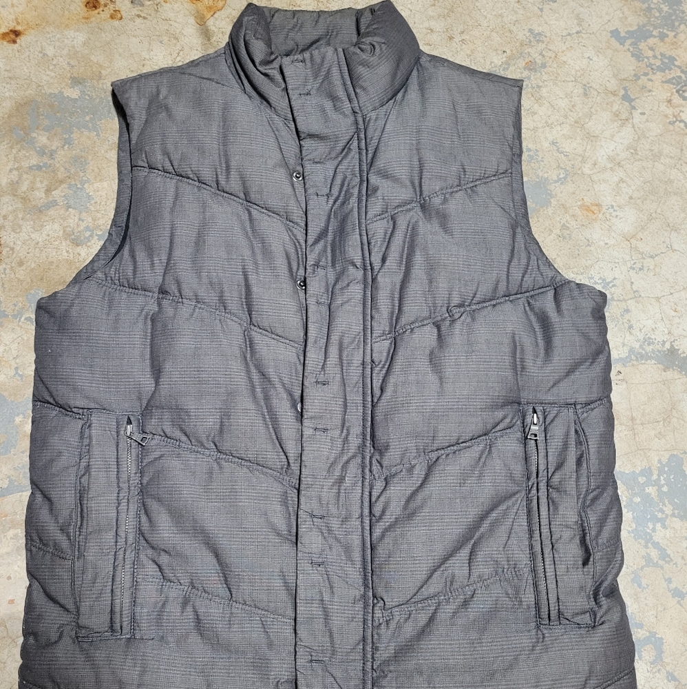 Banana Republic puffer vest